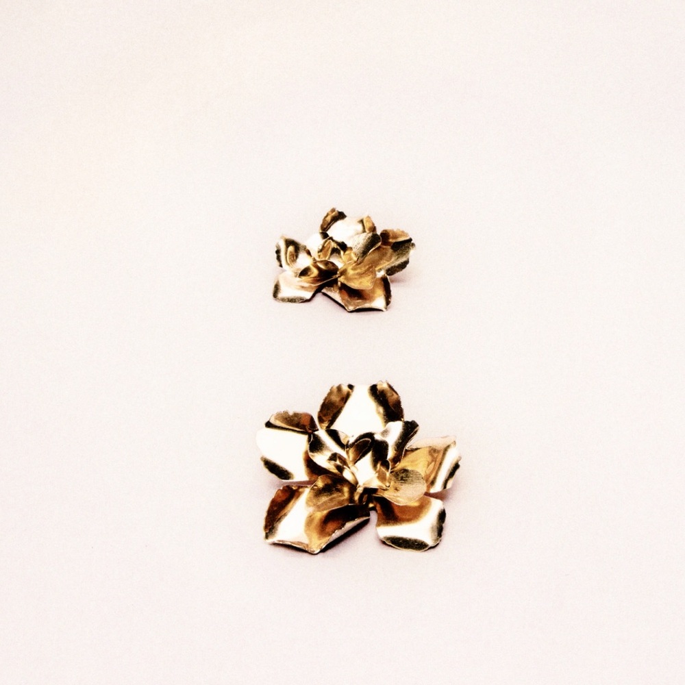 Mango Gold Floral Earrings